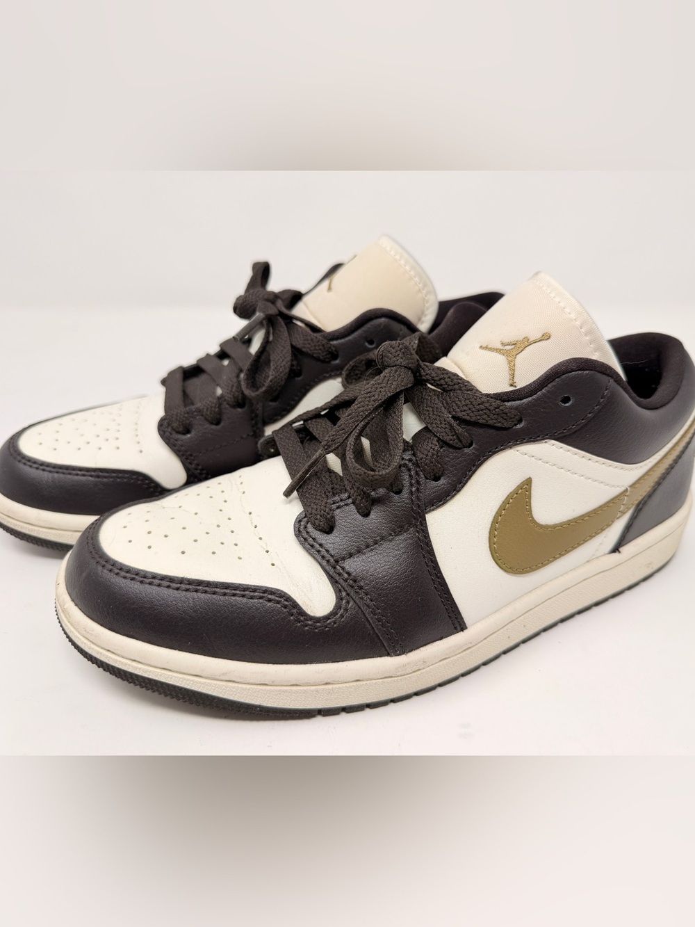 Nike Women’s Low-Top Sneakers in Black, Cream & Gold, Size 7.5, $50